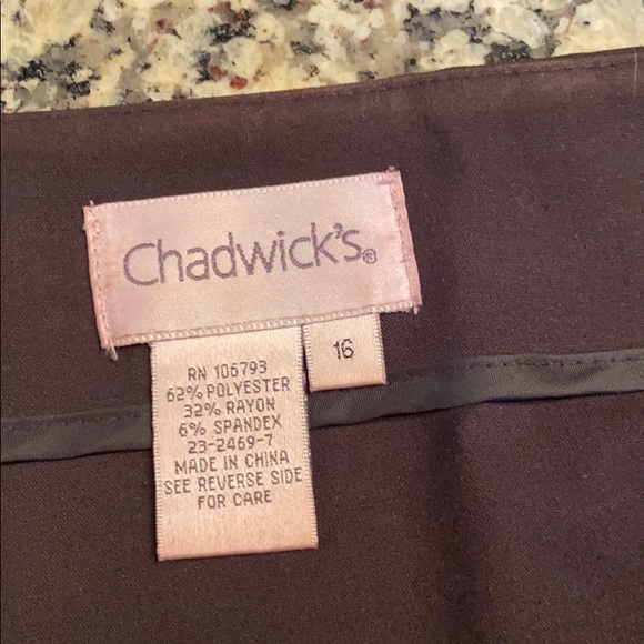 Black Knee Length Skirt 16 - Picture 4 of 4